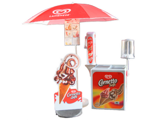 Cornetto Softeis Komplettstand